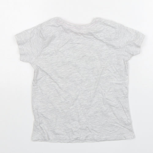 Primark Girls Grey  Cotton Basic T-Shirt Size 5-6 Years Round Neck