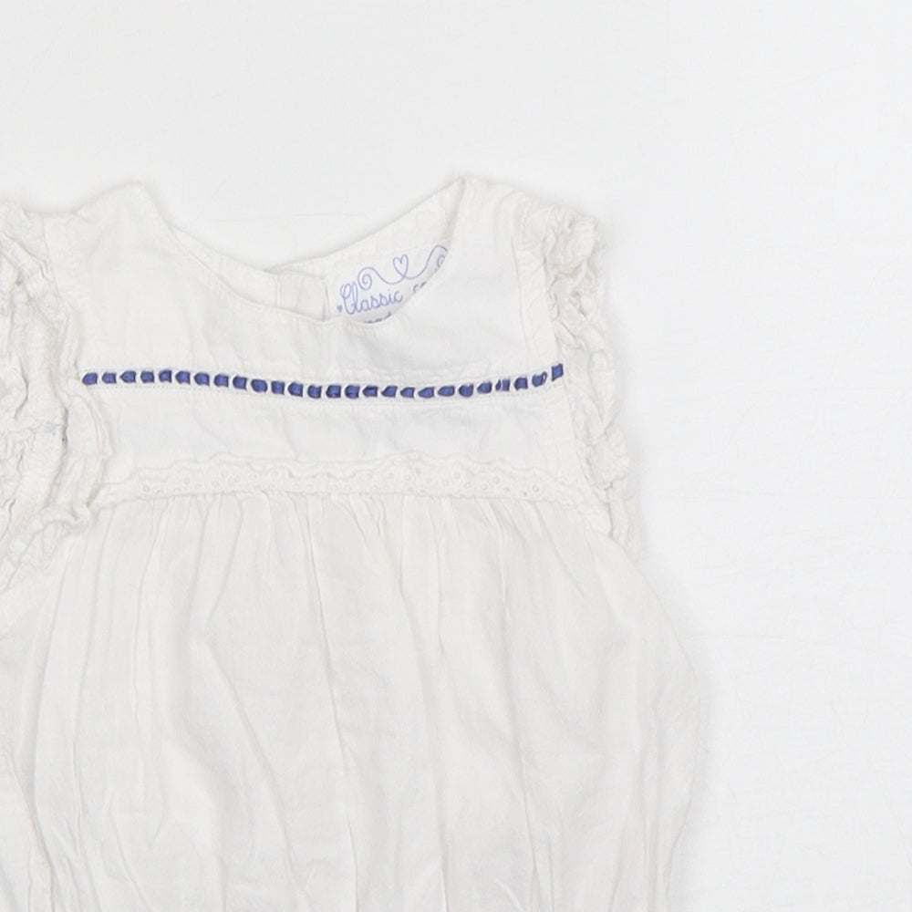Young Dimensions  Girls White  Cotton A-Line  Size 9-12 Months  Round Neck Pullover