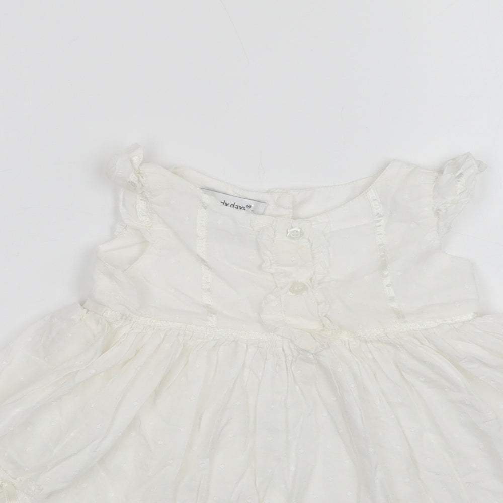 Early Days Baby White  Cotton A-Line  Size 9-12 Months  Round Neck Button