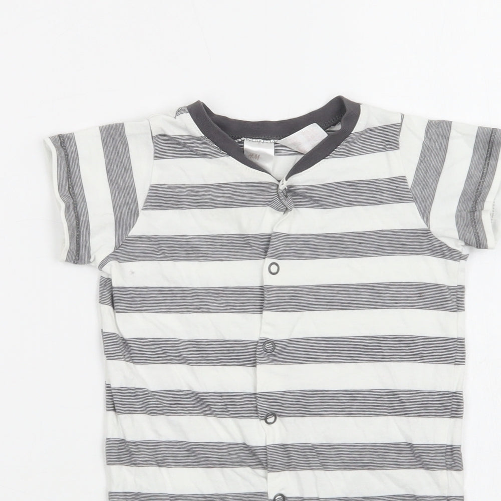 H&M Baby Grey Striped Cotton Romper One-Piece Size 9-12 Months  Snap