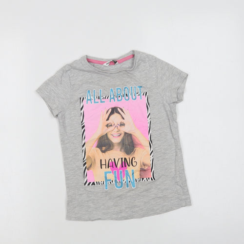Pep & Co Girls Grey  Cotton Basic T-Shirt Size 6-7 Years Crew Neck  - Having Fun