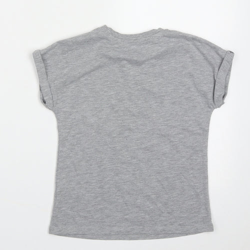 Outfit Girls Grey  Polyester Basic T-Shirt Size 5 Years Crew Neck Pullover - Fierce