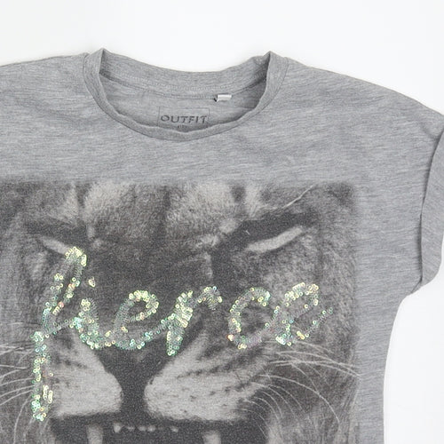 Outfit Girls Grey  Polyester Basic T-Shirt Size 5 Years Crew Neck Pullover - Fierce