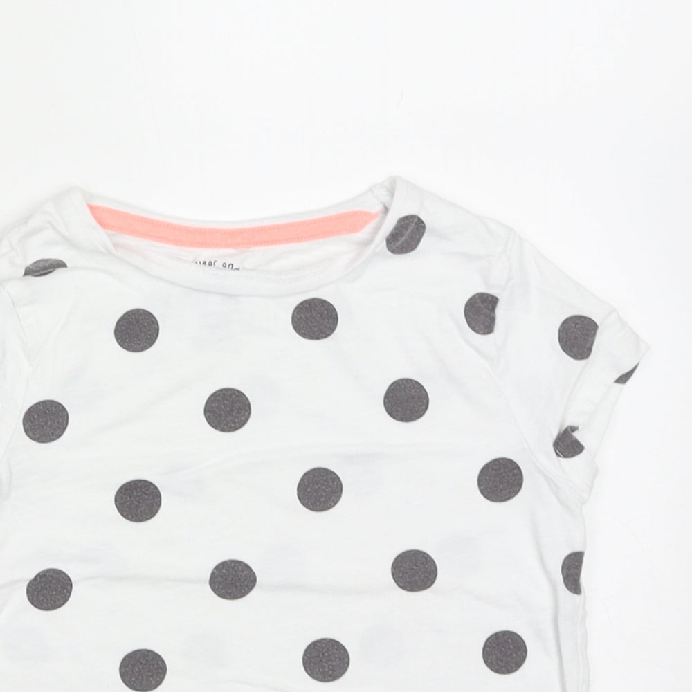 F&F Girls White Polka Dot Cotton Basic T-Shirt Size 4-5 Years Crew Neck Pullover