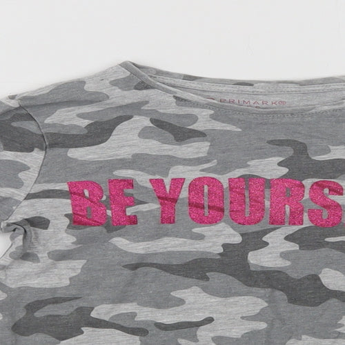 Primark Girls Grey Camouflage Cotton Basic T-Shirt Size 7-8 Years Crew Neck  - Be Yourself