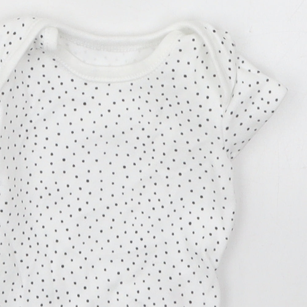 George Baby White Polka Dot Cotton Babygrow One-Piece Size 0-3 Months  Button