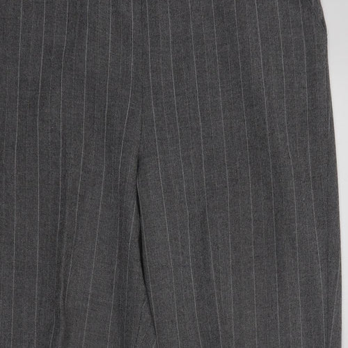 Preworn Womens Grey Striped Polyester Dress Pants Trousers Size 18 L28 in Regular