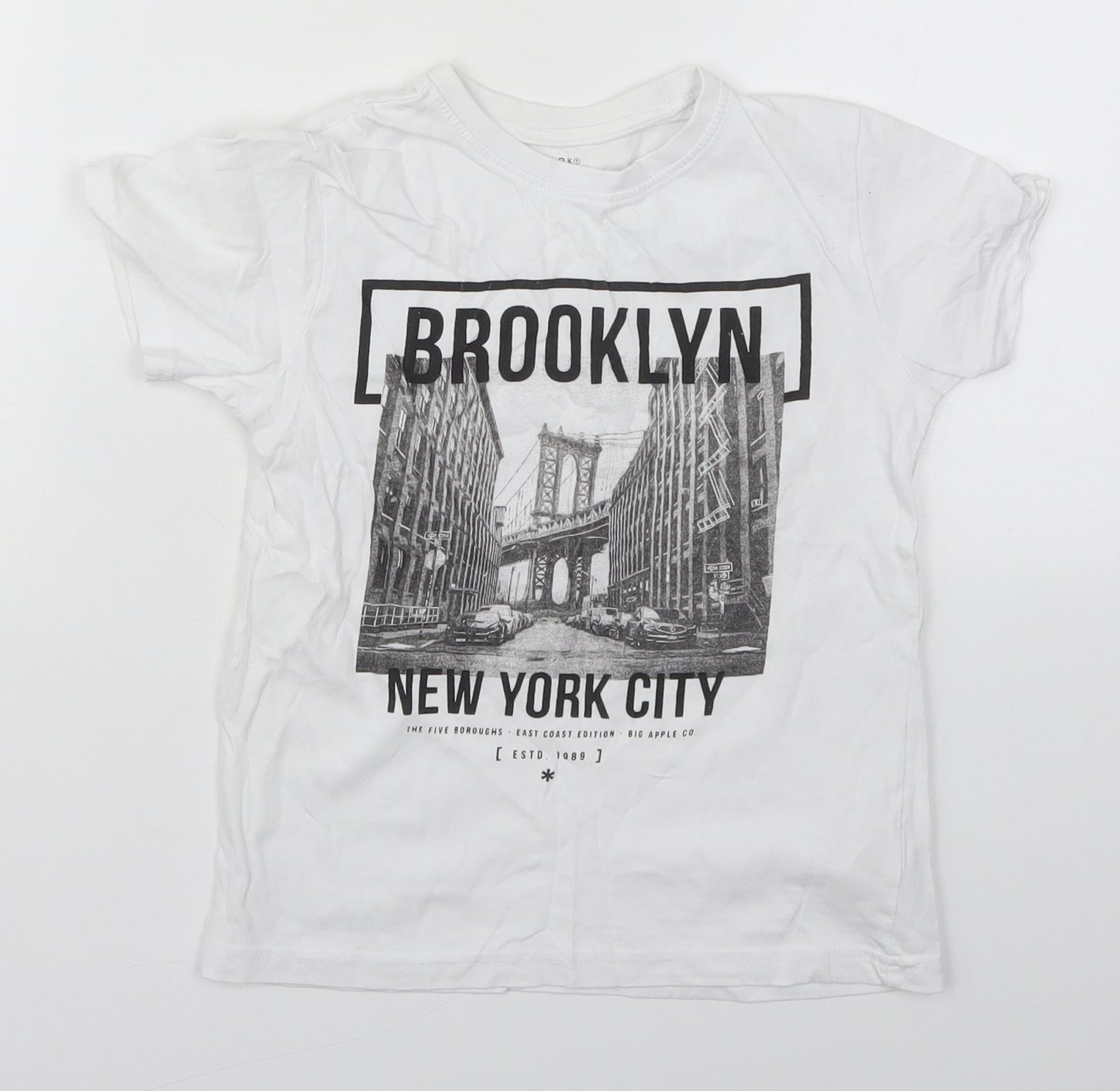 Primark Boys White  Cotton Basic T-Shirt Size 7-8 Years Crew Neck Pullover - Brooklyn New York
