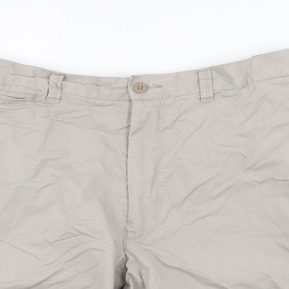 Marks and Spencer Mens Beige  Cotton Cargo Shorts Size 38 L7 in Regular Zip
