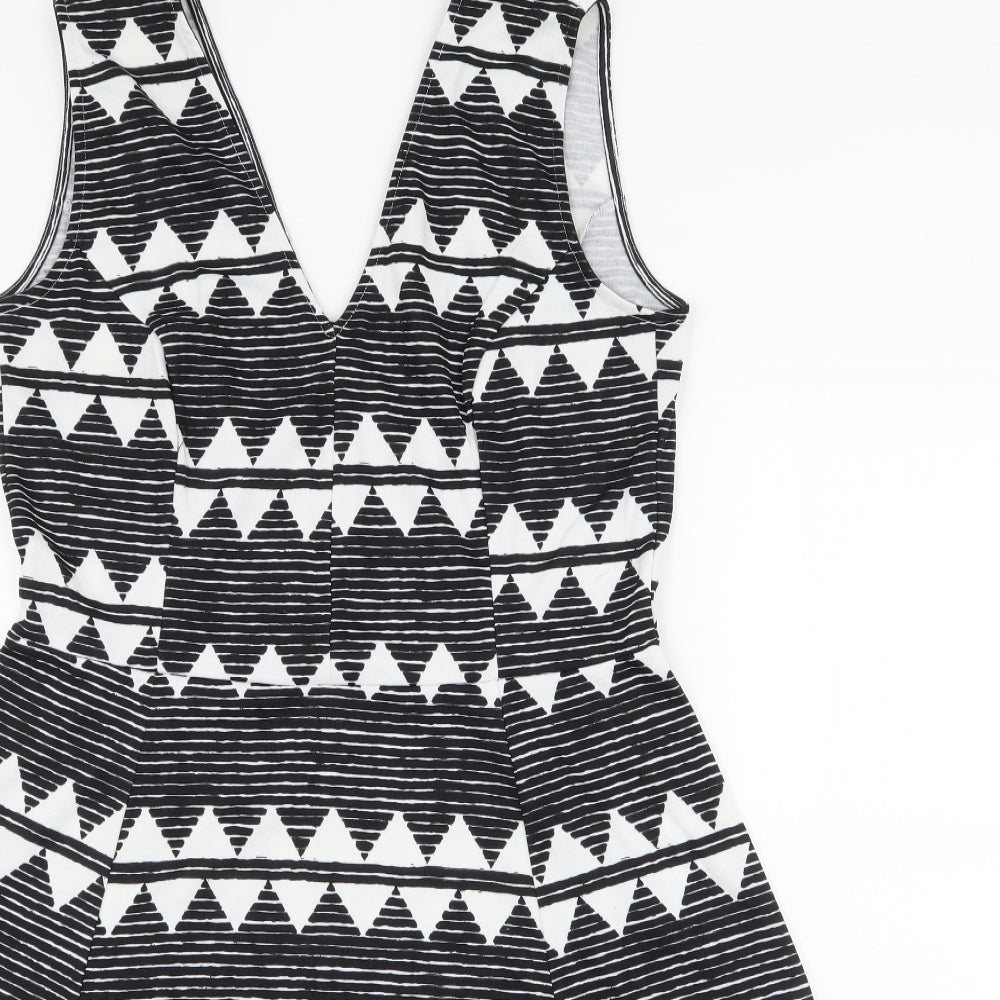 H&M Womens Black Geometric Polyester Skater Dress  Size L  V-Neck Pullover