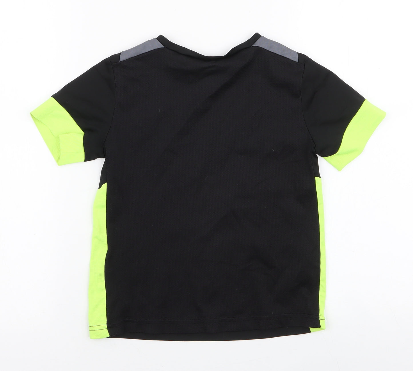 DECATHLON Boys Black  Polyester Basic T-Shirt Size 6-7 Years Round Neck Pullover - Kipsta