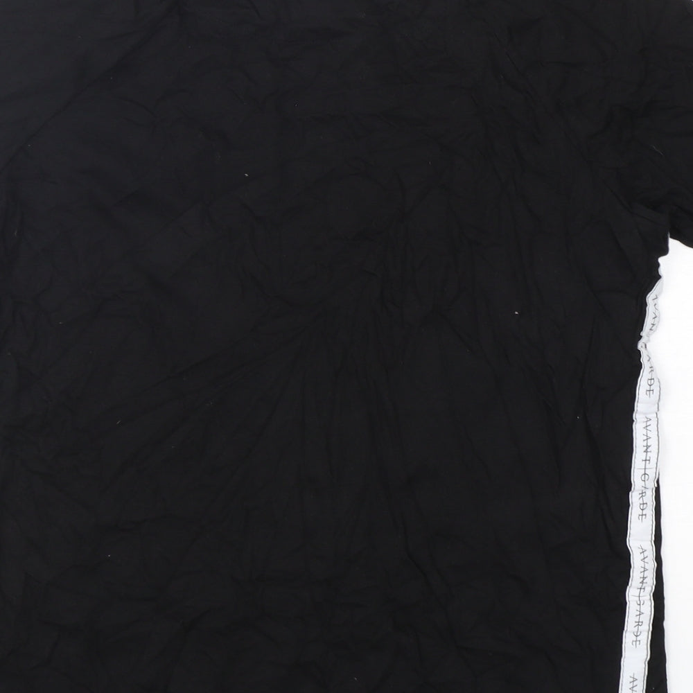 Avant Garde Mens Black  Cotton  T-Shirt Size M Round Neck