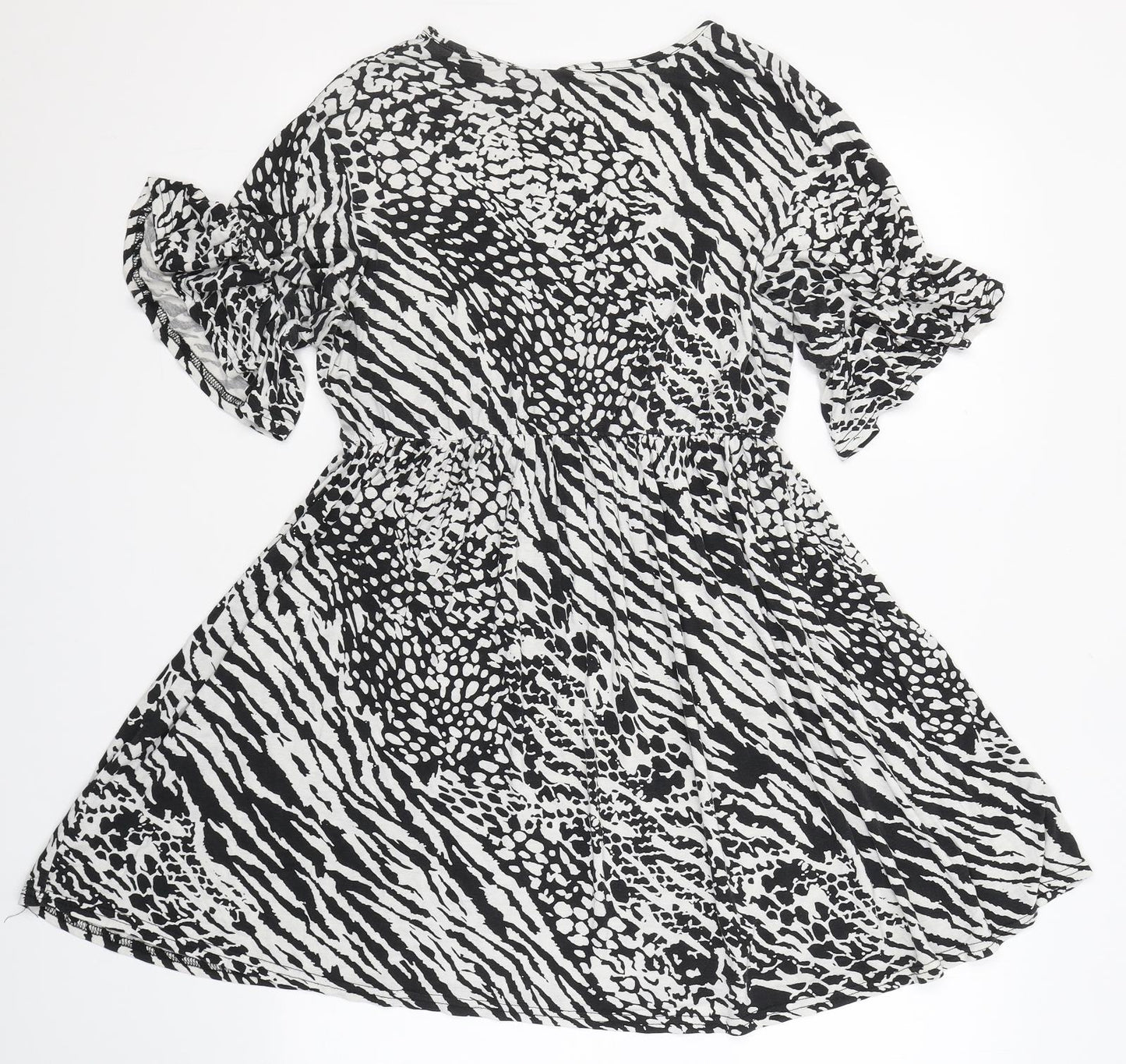 Boohoo Womens Black Animal Print Viscose Fit & Flare  Size 12  Round Neck