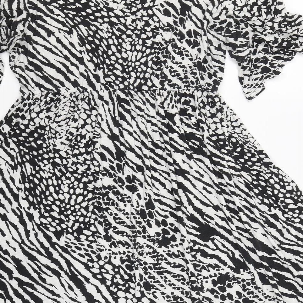 Boohoo Womens Black Animal Print Viscose Fit & Flare  Size 12  Round Neck