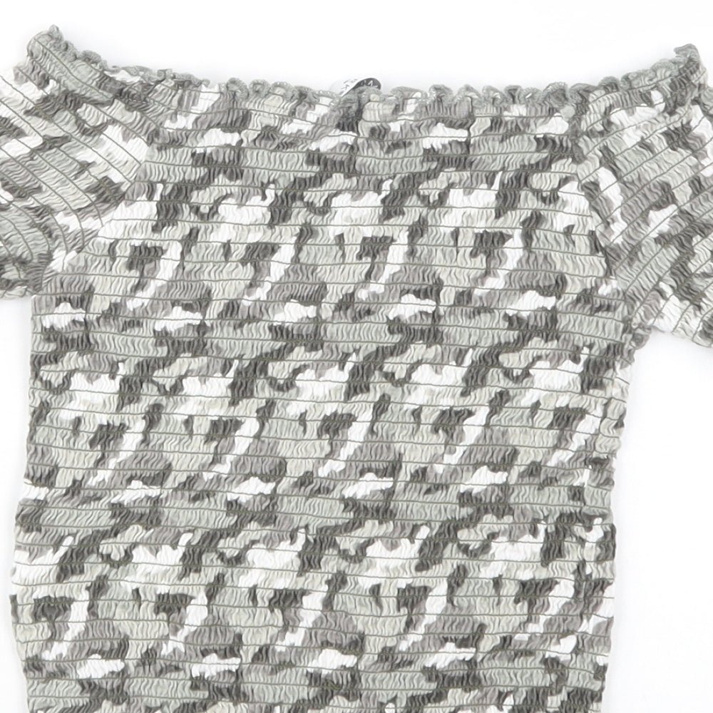 Primark Girls Green Camouflage Polyester Cropped Blouse Size 11-12 Years Off the Shoulder Pullover