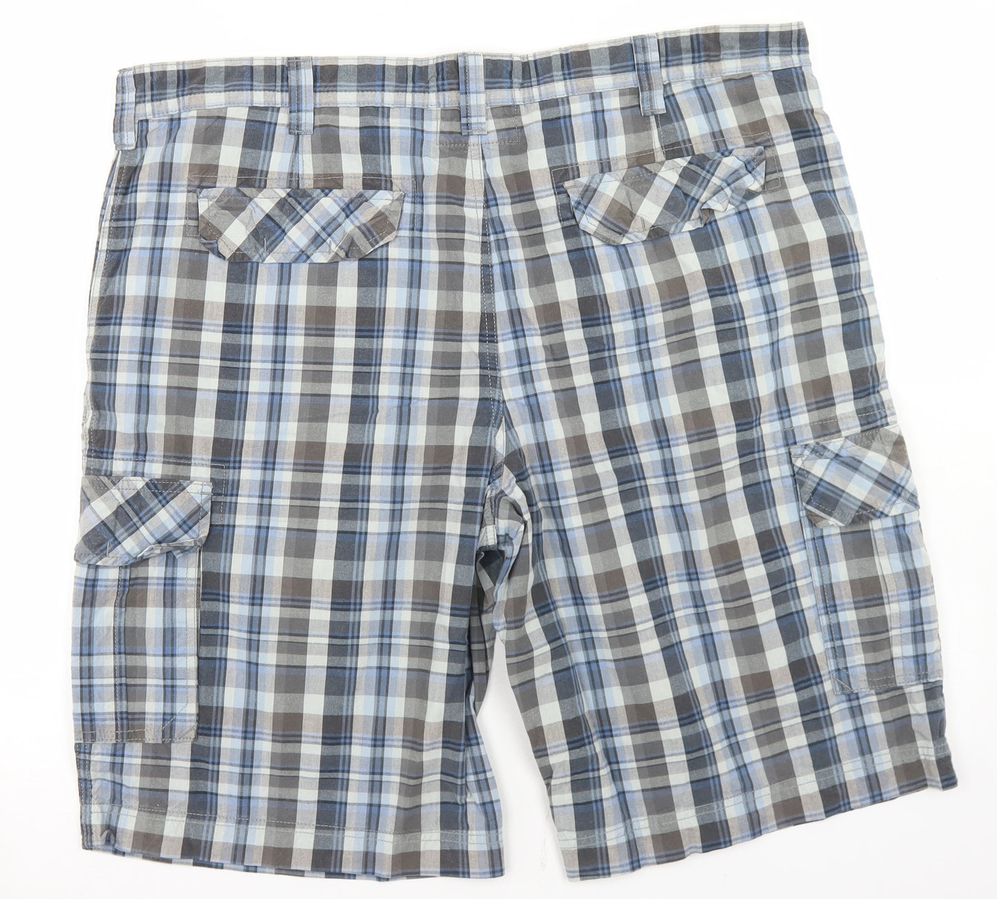 North Coast Mens Blue Check Cotton Cargo Shorts Size 42 in L12 in Regular Button