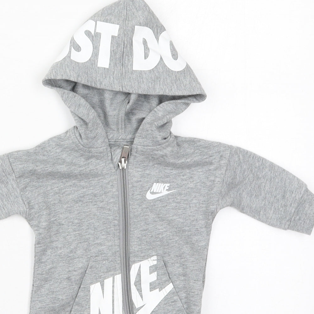 Nike Boys Grey  Cotton Babygrow One-Piece Size 0-3 Months  Zip