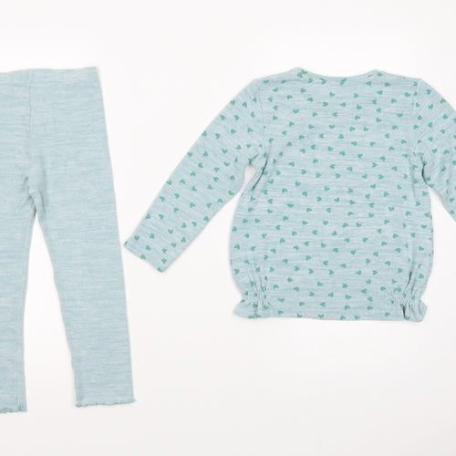 Matalan Girls Green Geometric Viscose  Pyjama Set Size 4-5 Years  Pullover - Heart Print