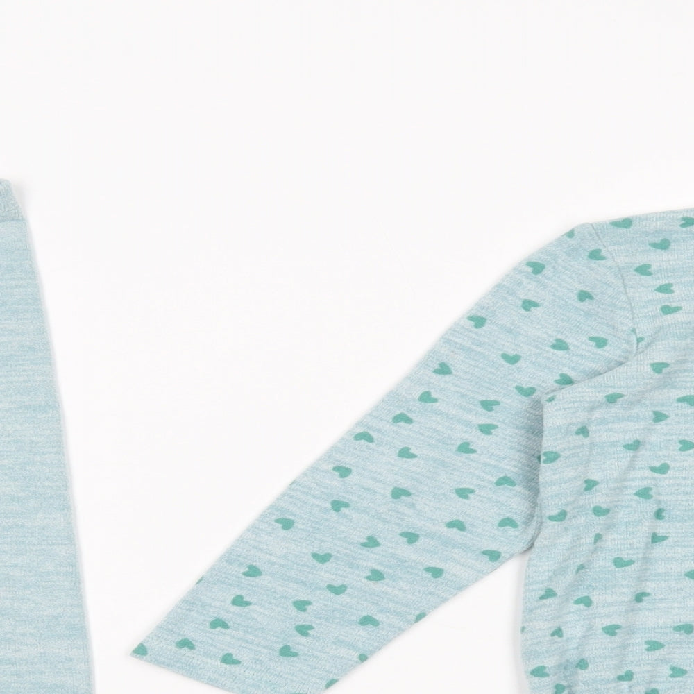 Matalan Girls Green Geometric Viscose  Pyjama Set Size 4-5 Years  Pullover - Heart Print