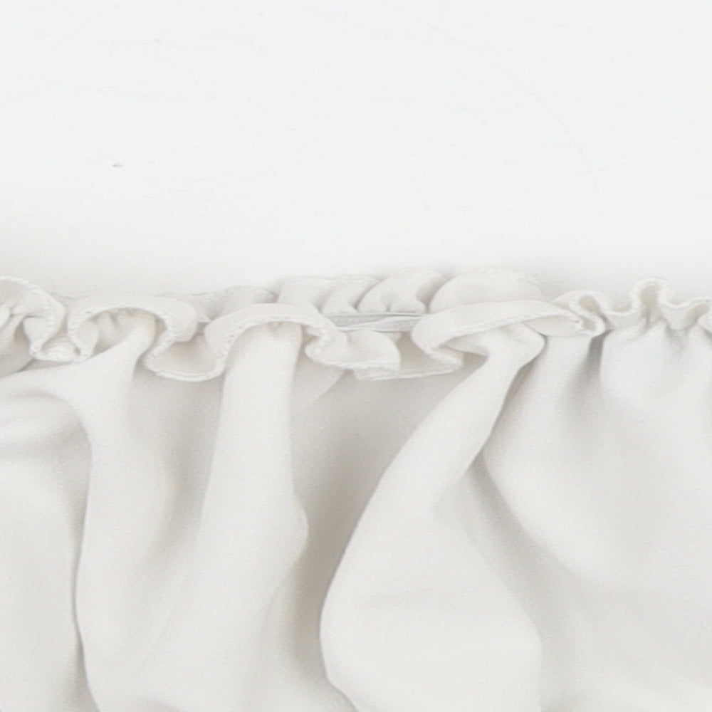 New Look Womens White  Polyester Cropped T-Shirt Size 8 Off the Shoulder