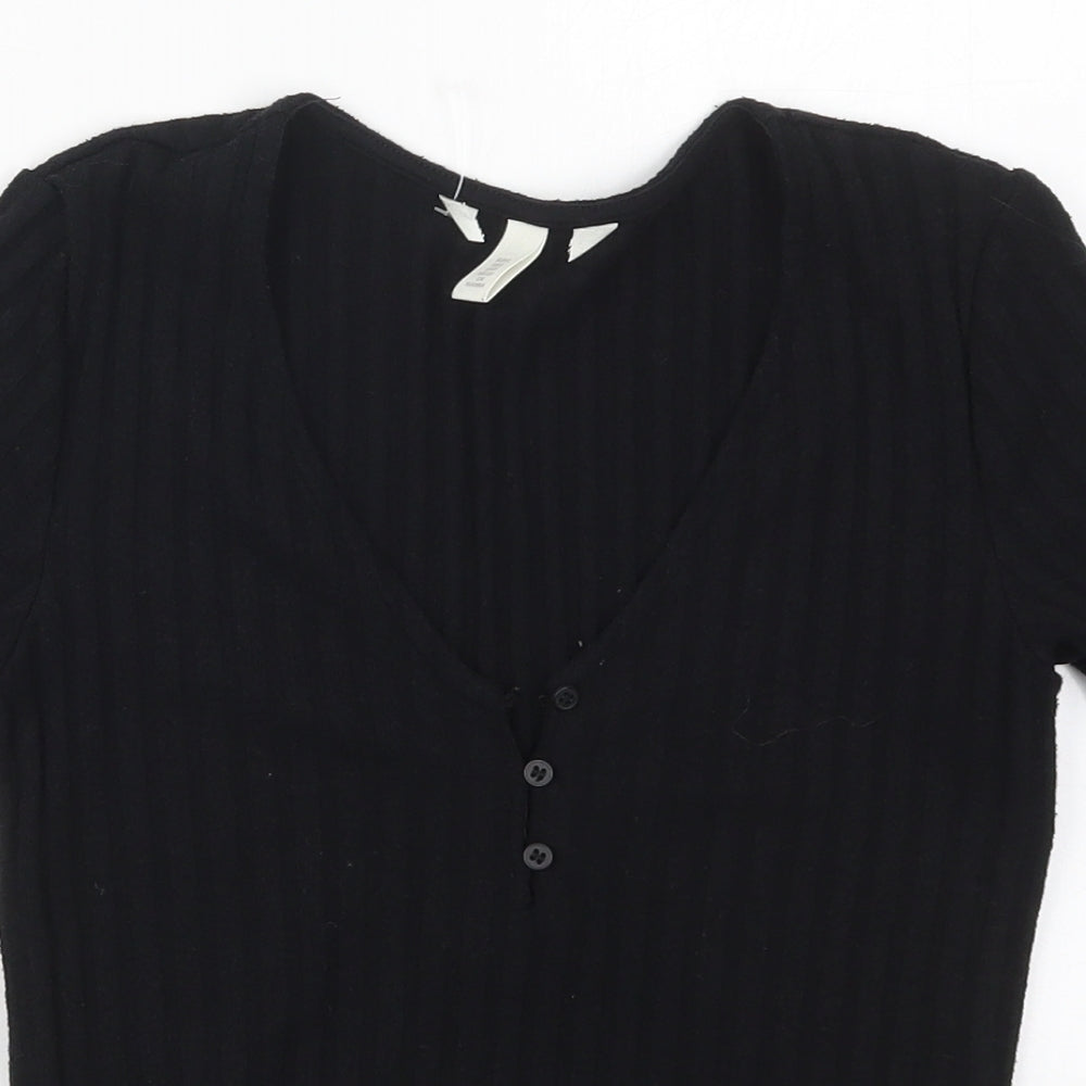 Preworn Womens Black  Cotton Basic T-Shirt Size S V-Neck