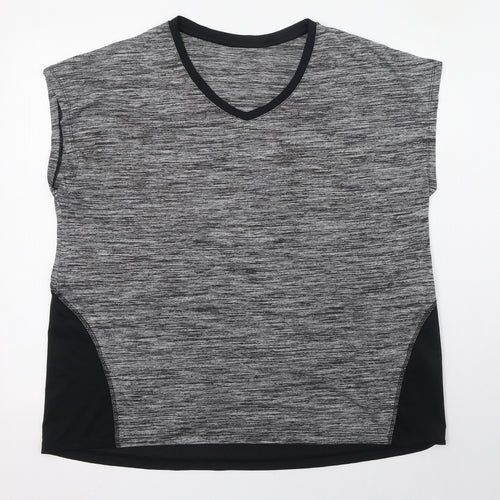 St Bernard Mens Grey Striped Polyester Pullover T-Shirt Size L V-Neck Pullover
