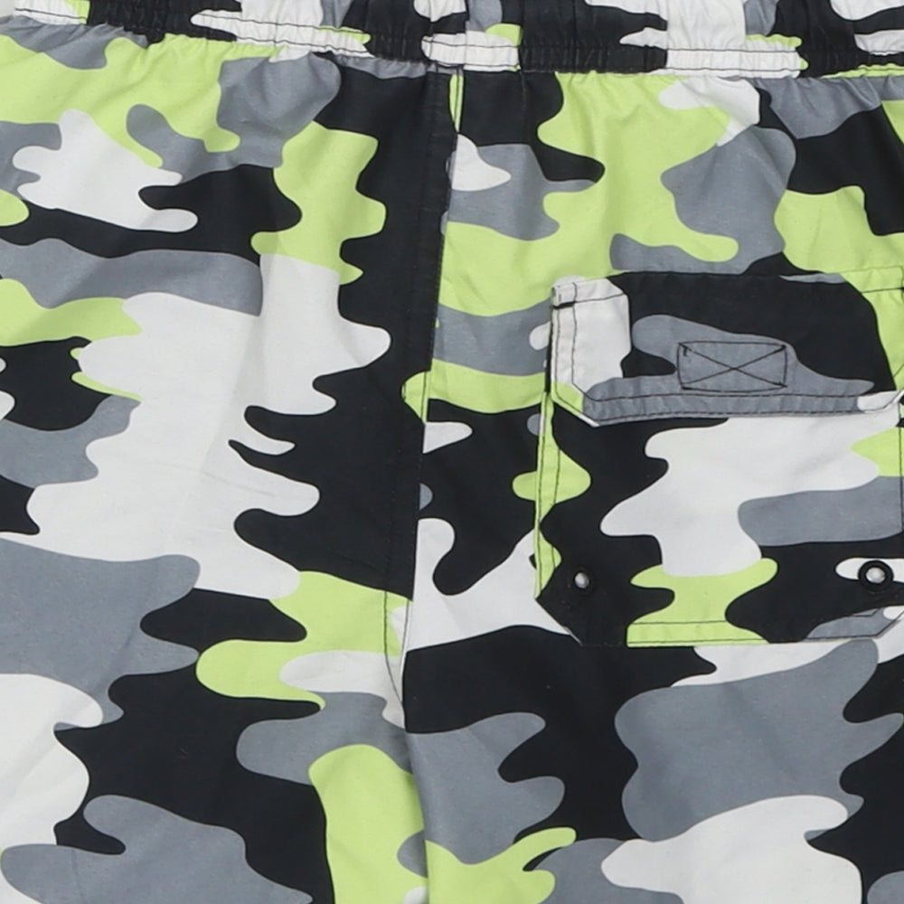 Very Boys Green Camouflage Polyester Sweat Shorts Size 7-8 Years  Regular Tie