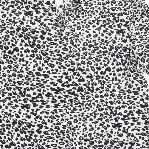 Papaya Womens White Animal Print Viscose Basic Blouse Size 8 Round Neck