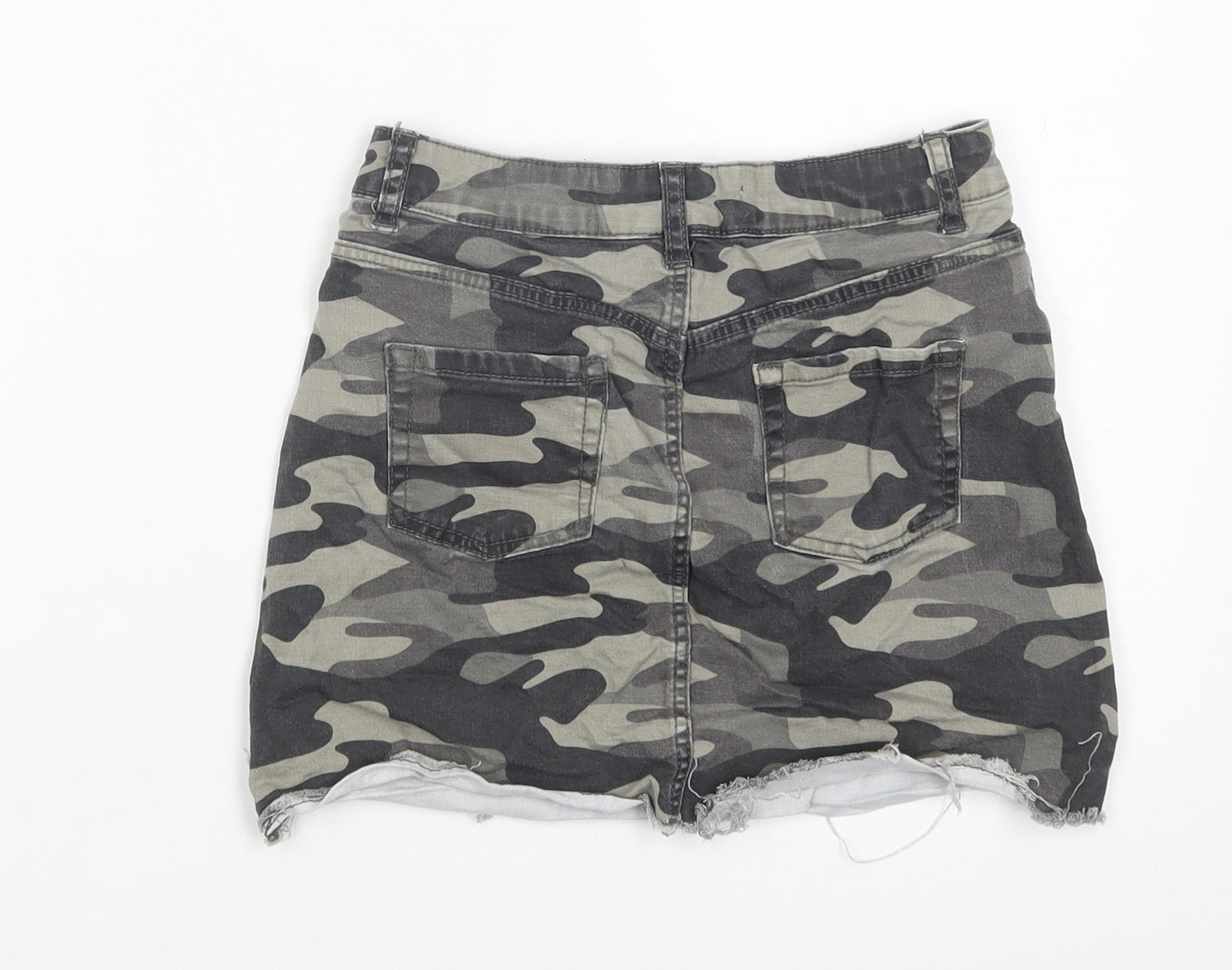 Primark Girls Green Camouflage Cotton Mini Skirt Size 8-9 Years  Regular Button