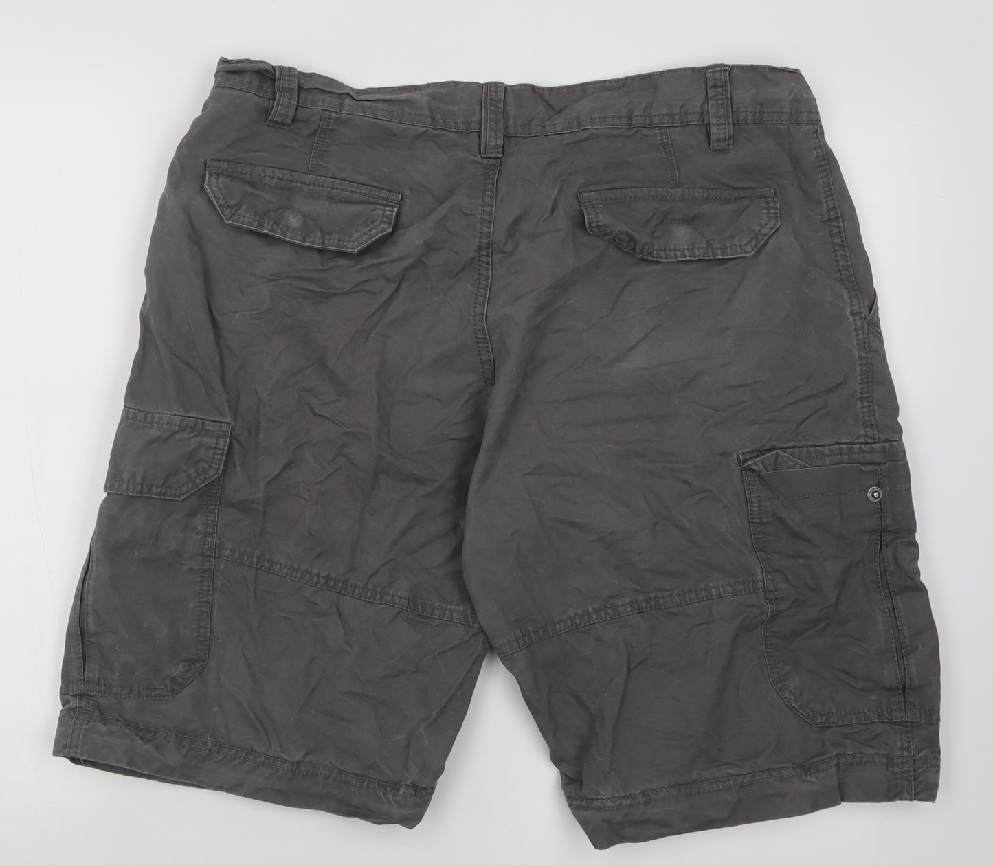 Maine Mens Grey  Cotton Cargo Shorts Size 38 L10 in Regular Button - Short