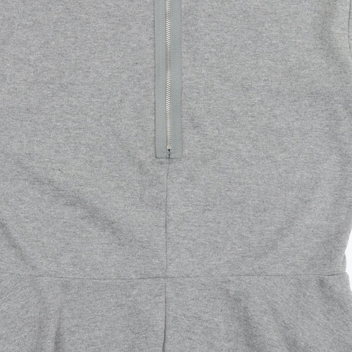 Gap Womens Grey  Polyester Basic T-Shirt Size S Round Neck