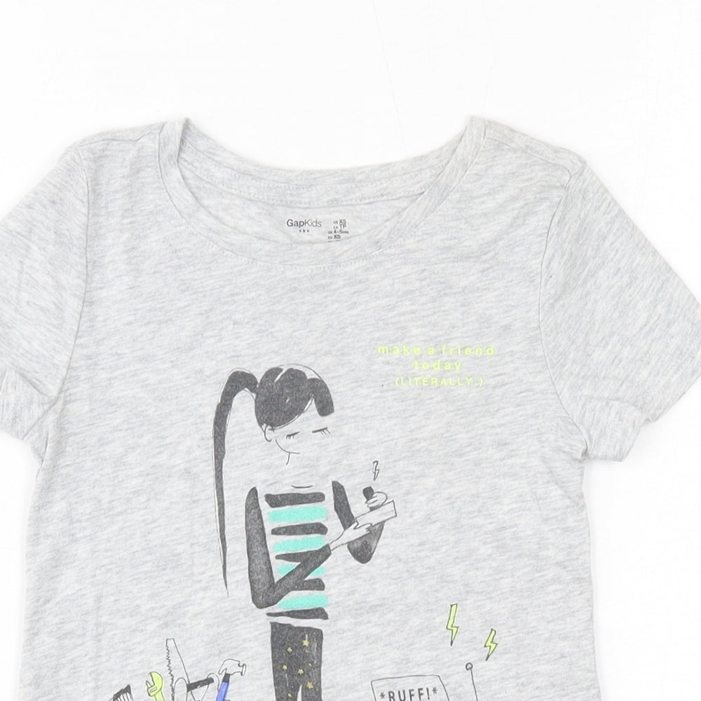 Gap Girls Grey  Cotton Pullover T-Shirt Size 4-5 Years Round Neck
