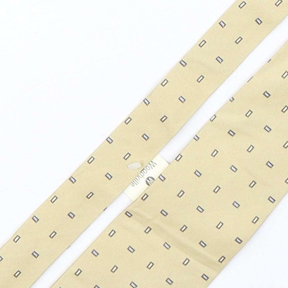soprano  Mens Beige Polka Dot Silk Pointed Tie One Size