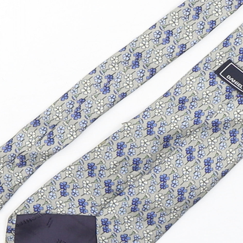 Daniel Hechter  Mens Grey Floral Silk Pointed Tie One Size