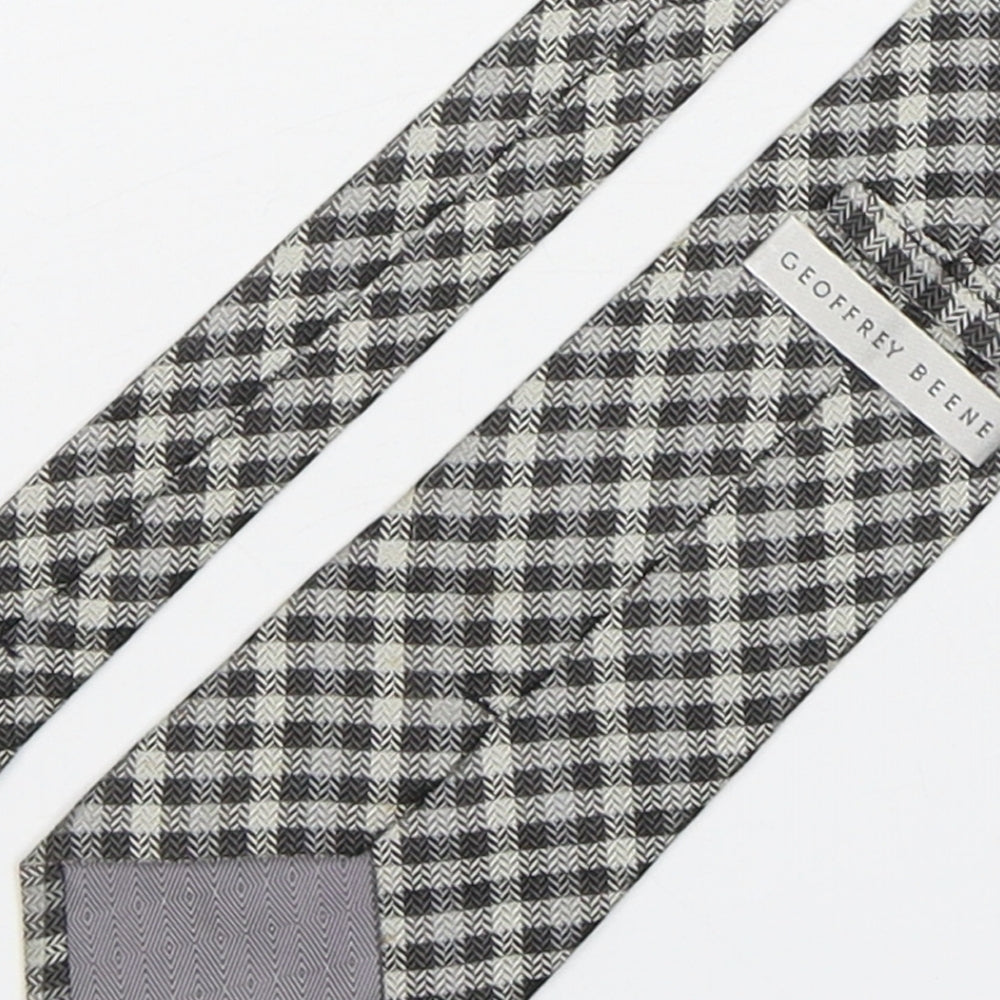 Geoffrey Beene  Mens Multicoloured Plaids & Checks Silk Pointed Tie One Size