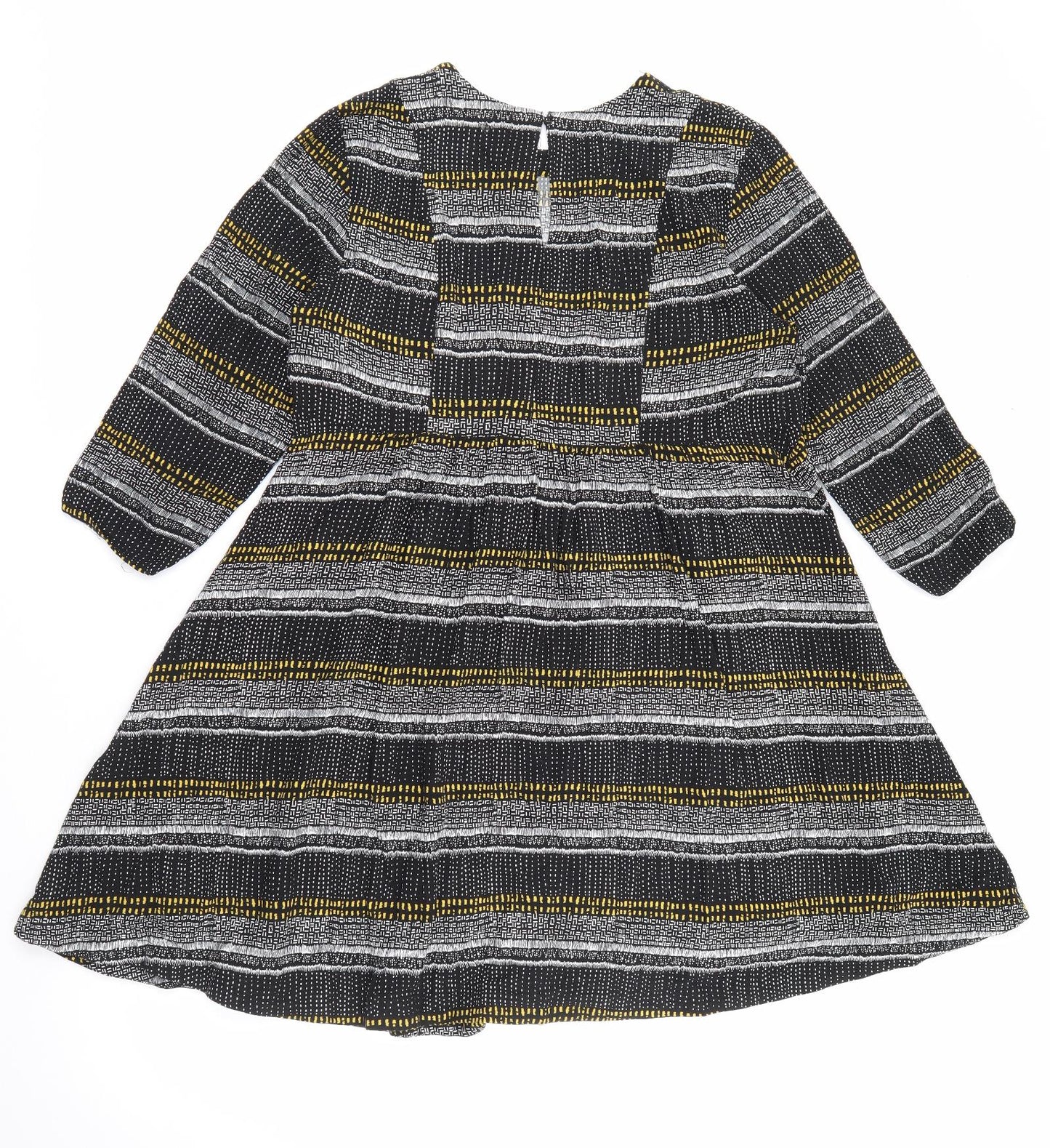 H&M Womens Black Geometric Viscose Fit & Flare  Size 14  Round Neck Button