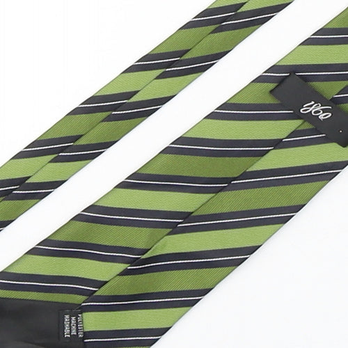 1860 Mens Multicoloured Striped Polyester Pointed Tie One Size