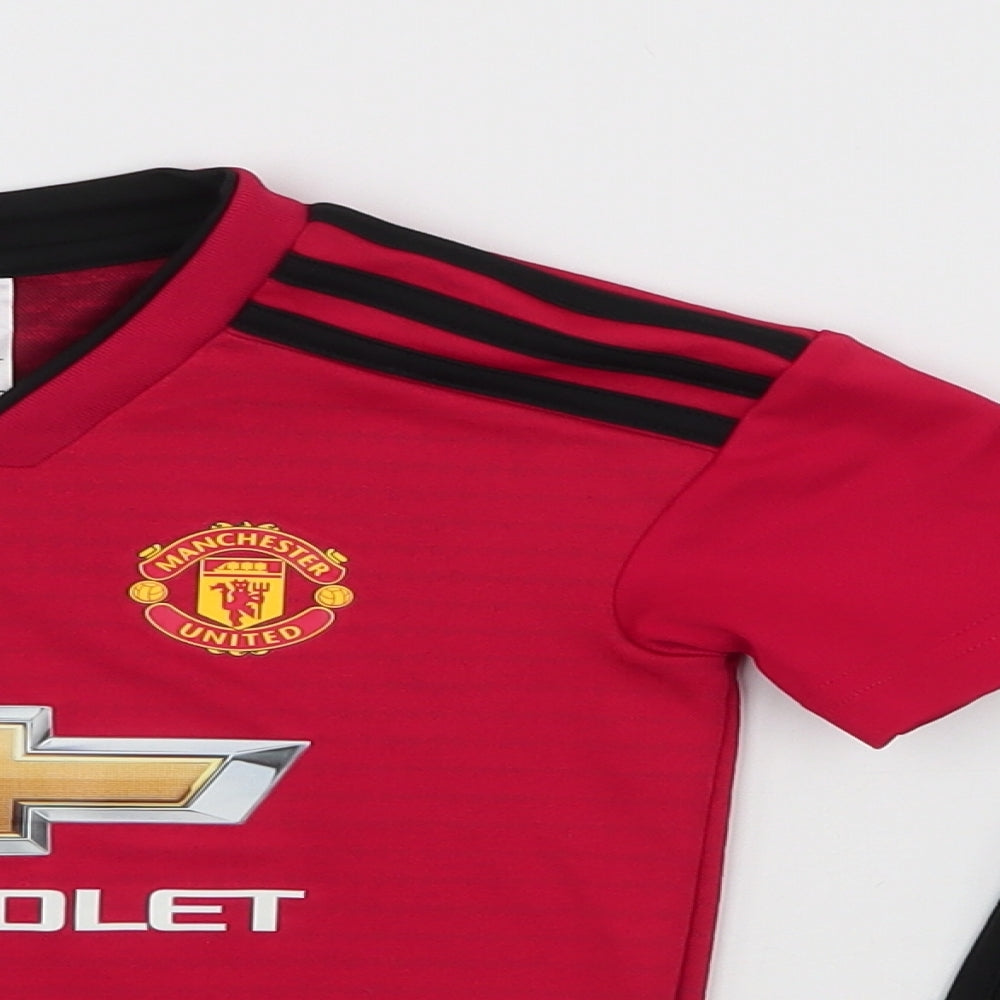 Manchester United Boys Red Striped Polyester Jersey T-Shirt Size 2-3 Years V-Neck Pullover - Shorts included