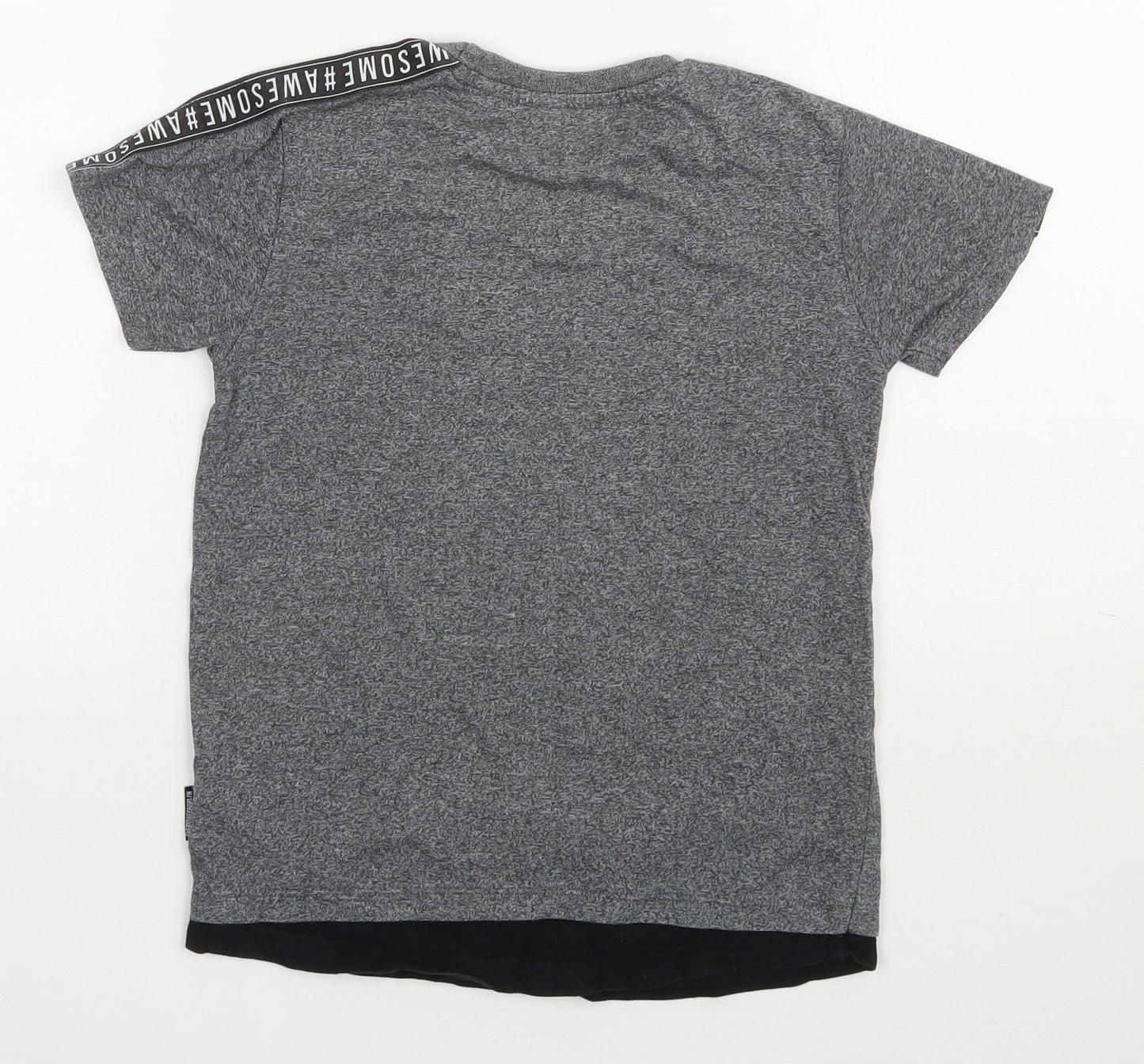 Primark Boys Grey  Polyester Pullover T-Shirt Size 7-8 Years Round Neck Pullover