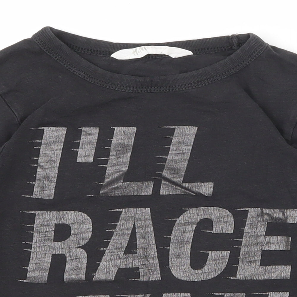 H&M Boys Black  100% Cotton Pullover T-Shirt Size 5-6 Years Round Neck Pullover