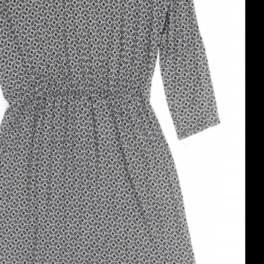 TU Womens Black Geometric Viscose A-Line  Size 10  Round Neck Button