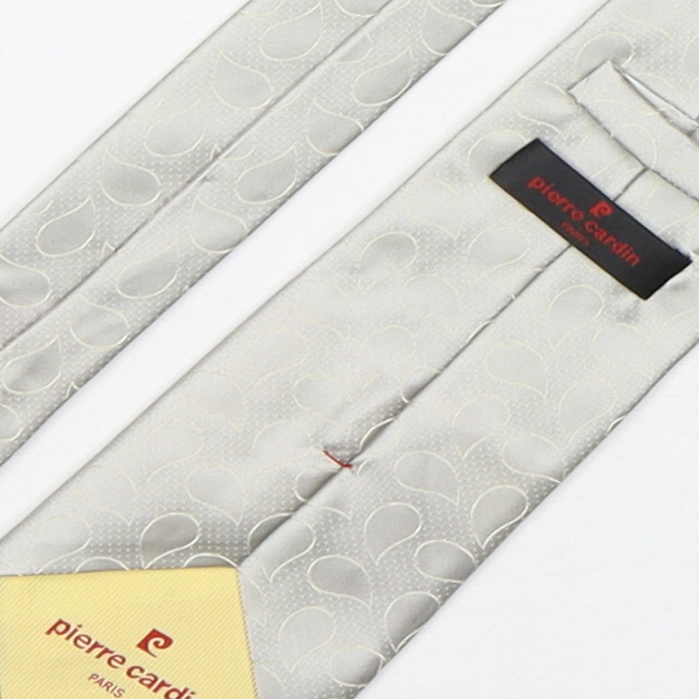 Pierre Cardin  Mens Silver Paisley Silk Pointed Tie One Size