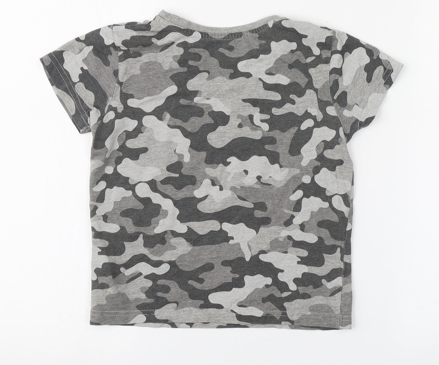 Primark Boys Grey Camouflage Cotton Basic T-Shirt Size 4-5 Years Round Neck Pullover