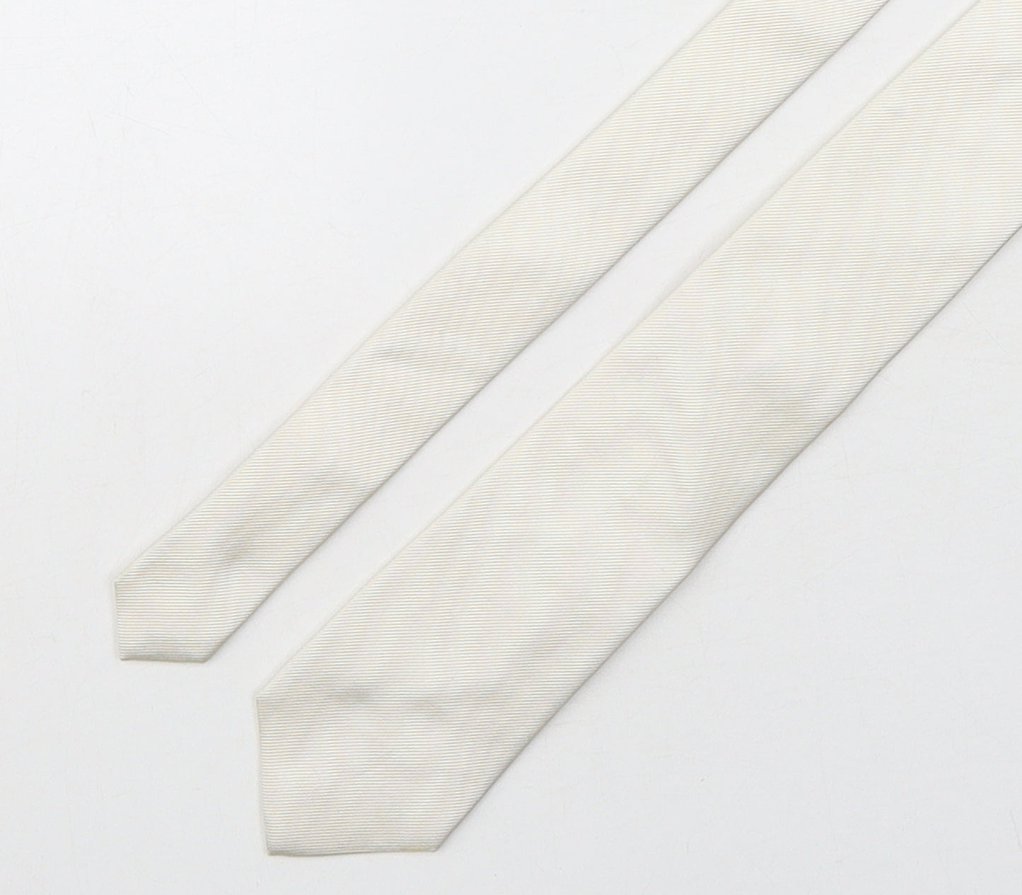 Monti  Mens White  Silk Pointed Tie One Size