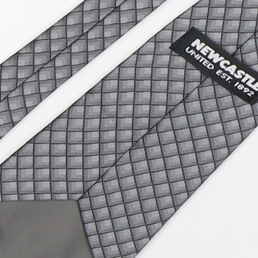 Newcastle United Mens Grey Geometric Polyester Pointed Tie One Size
