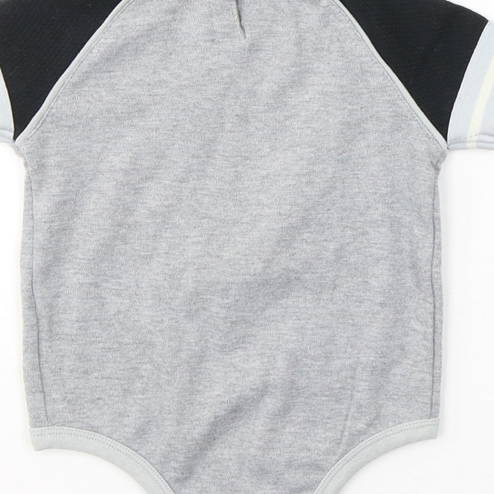 Nike Baby Grey  Cotton Babygrow One-Piece Size 3-6 Months  Button - Merchandise