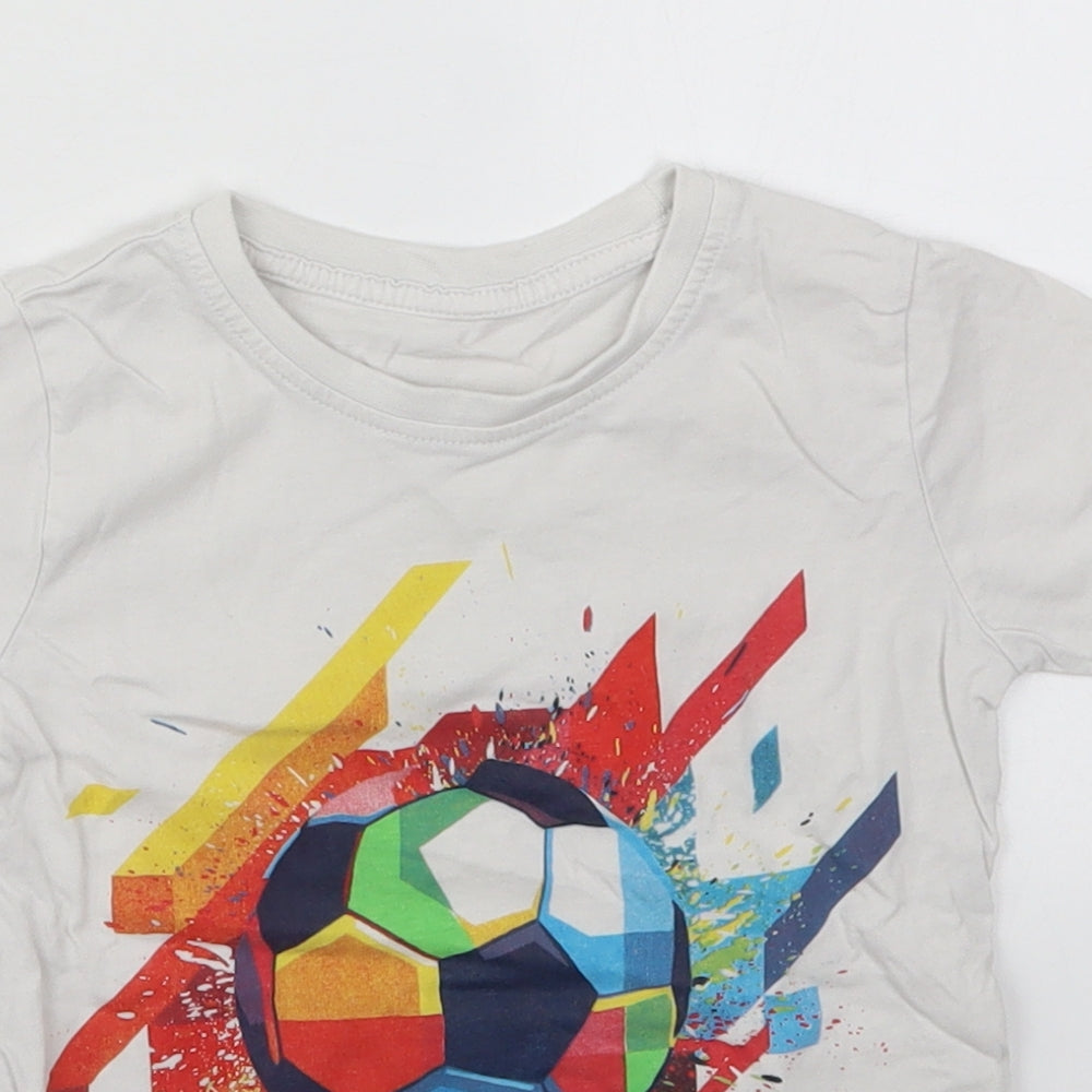 Dunnes Boys White  Cotton Basic T-Shirt Size 3-4 Years Crew Neck Pullover - Football