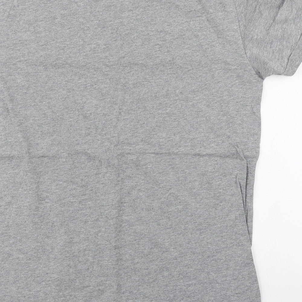 Fred Perry Mens Grey Striped Cotton  T-Shirt Size S Round Neck