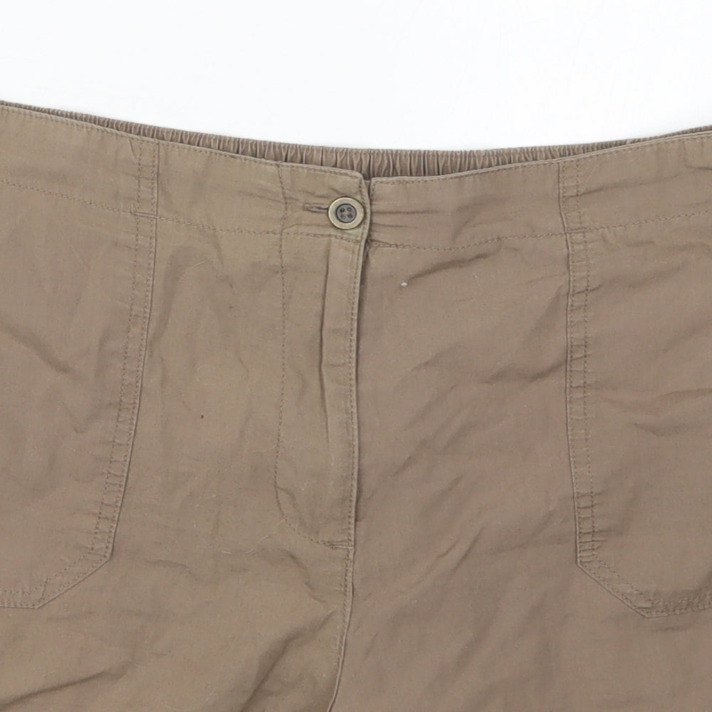 Bonmarché Womens Brown  Cotton Bermuda Shorts Size 16 L5 in Regular Button