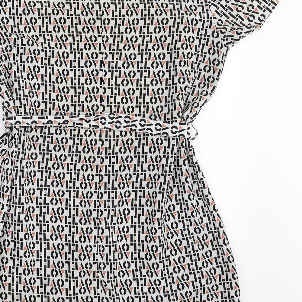 Primark Womens White Geometric Polyester Shift  Size 18  Boat Neck Pullover